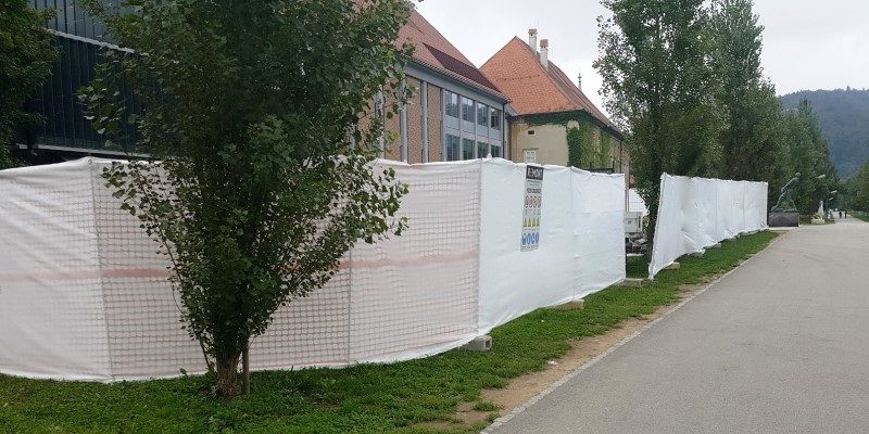 knjiznica_dela_otrosko_igrisce_september_2017
