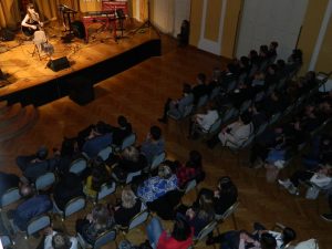 Valentinov koncert je pritegnil številne zaljubljence in obiskovalce, željne dobre glasbe in bogate lirike. 