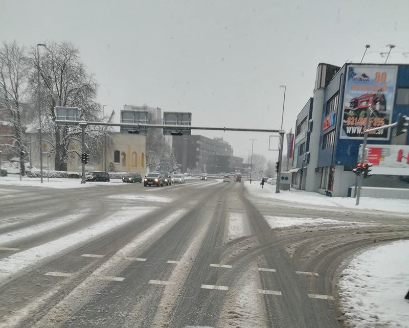 zimske razmere sneg celje