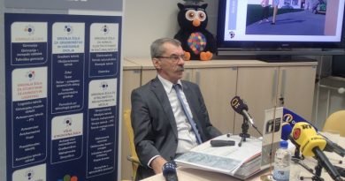 Šolski center Celje v 60-letnico delovanja z novimi, specializiranimi učilnicami (foto, video) Šolski center Celje v 60-letnico delovanja z novimi, specializiranimi učilnicami (foto, video)
