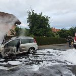 Zagorelo v hladilnici, zgorel avto (foto), prekrivanje ostrešja