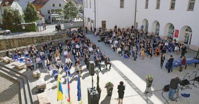 Sprejem najuspešnejših celjskih srednješolcev (foto) Sprejem najuspešnejših celjskih srednješolcev (foto)