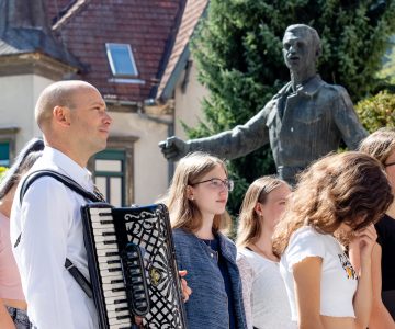 slavnostno odkritje Maistrovega bareliefa pred I. gimnazijo v Celju (13)