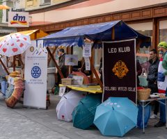 Dobrodelni Bazar 2021- fotograf Zdene Podlesnik (2)