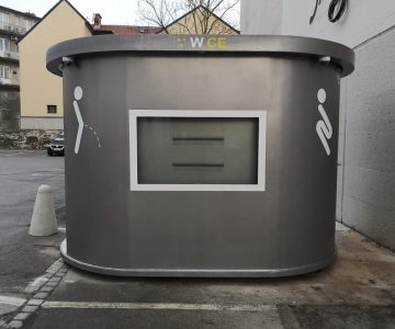 Nov sanitarni modul v Celju, imenovan W CE (foto: Zelenice)