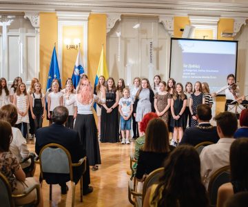 Sprejem najuspešnejših celjskih učencev in učenk (foto: MOC)